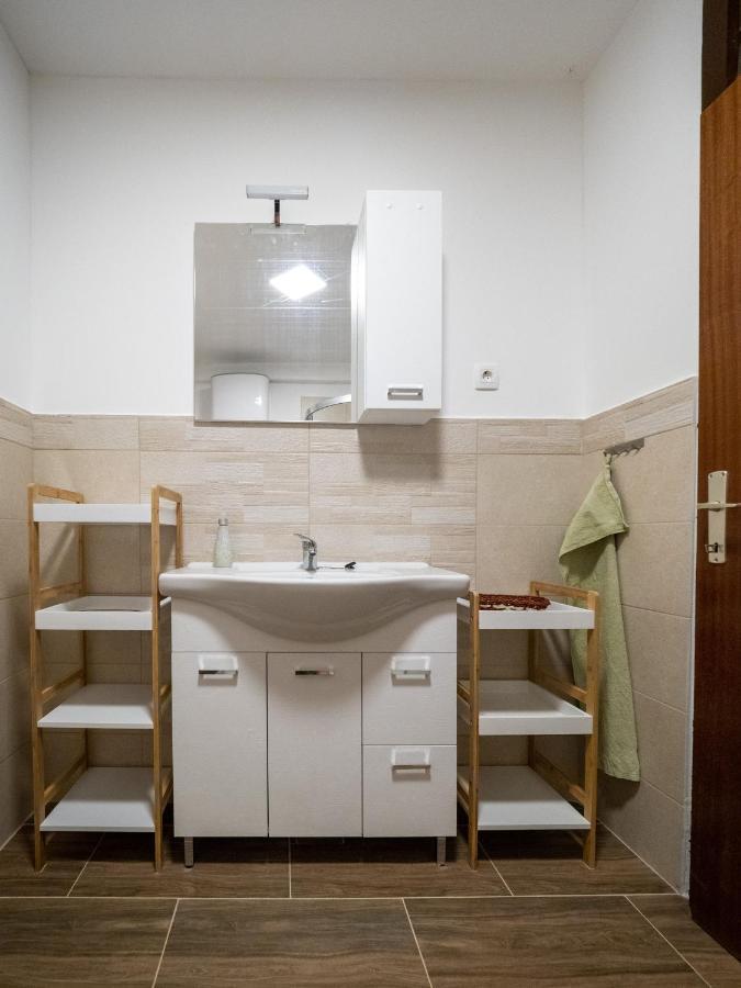 Kiara 7 Διαμέρισμα Jesenice Εξωτερικό φωτογραφία